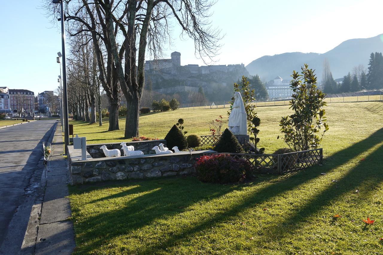 Saint-charles 2*