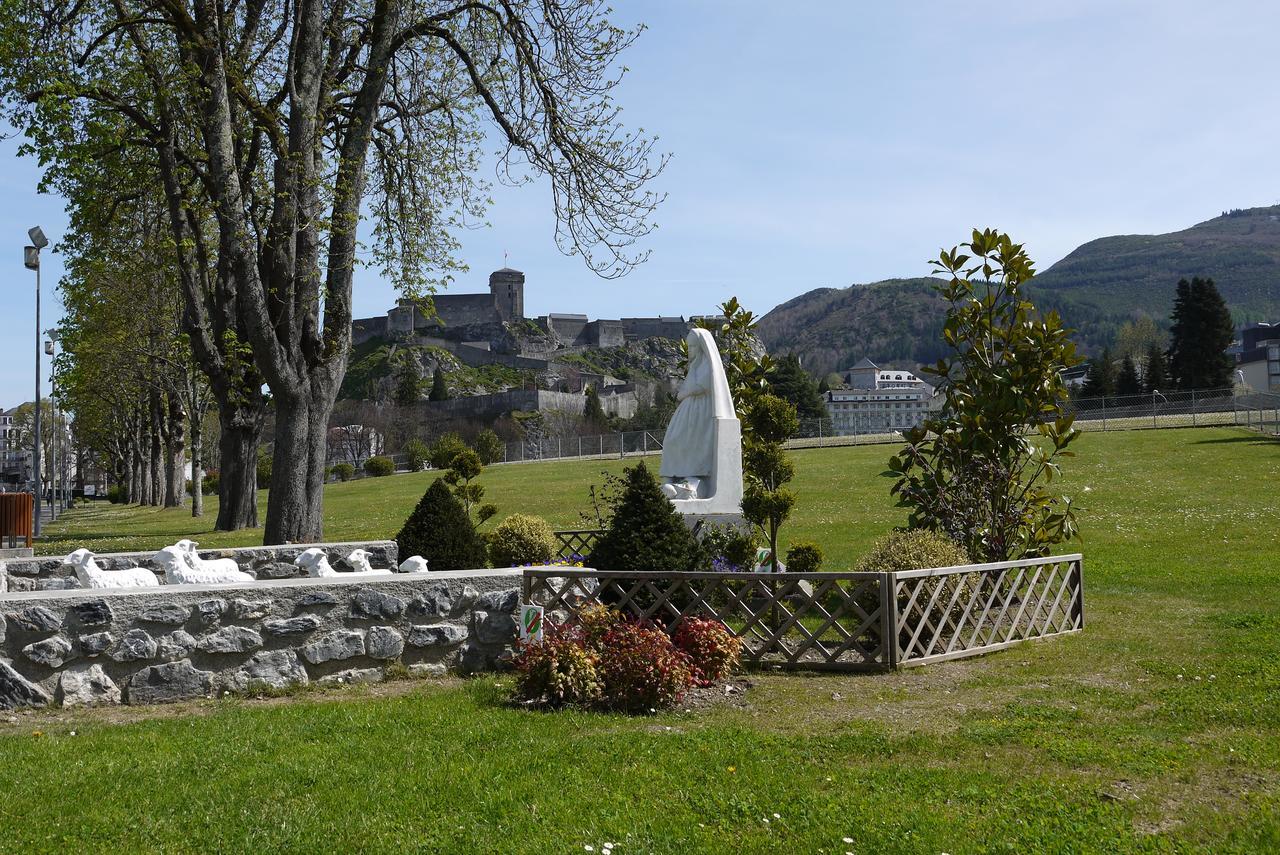 Saint-charles Hotel 2*