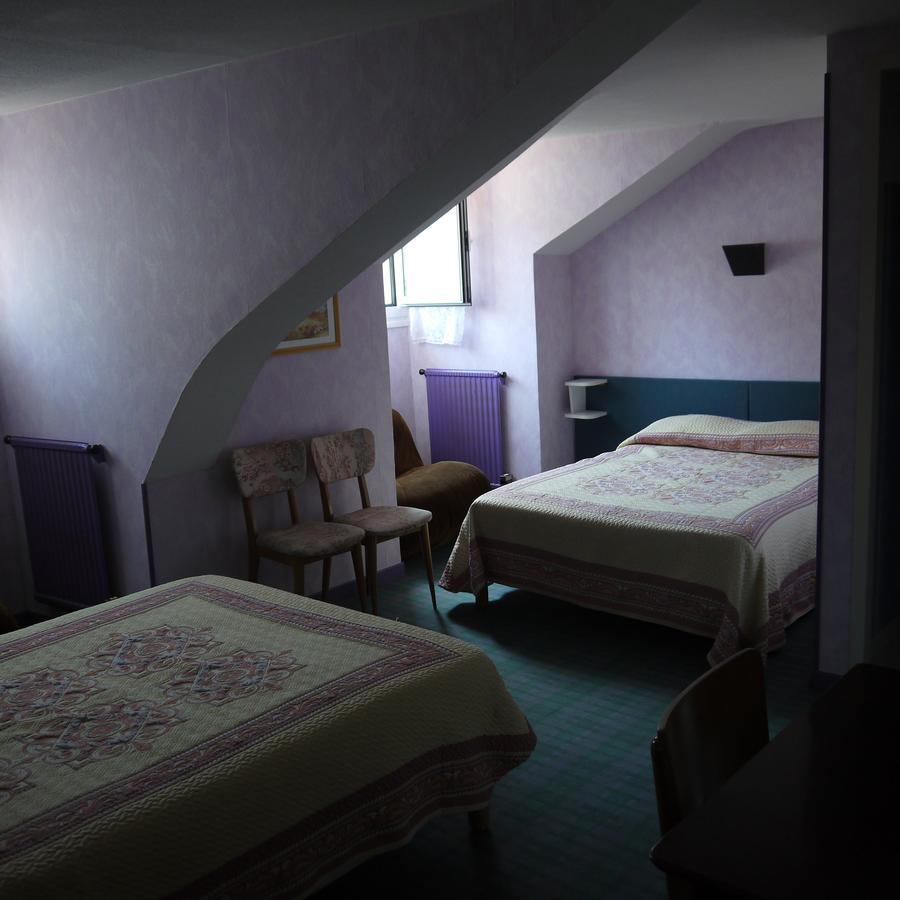 Hotel Saint-charles 2*